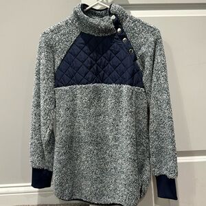 💙Popular navy and white fleece pull over